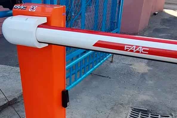 Talanquera Parqueaderos FAAC en cali, colombia, valle del cauca